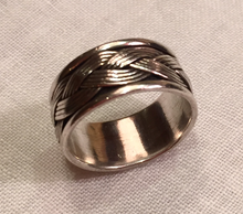 Load image into Gallery viewer, Ring, Braided wire style Sterling band ring