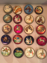 Load image into Gallery viewer, Brooches, Bridle Rosettes, Vintage-Antique