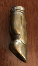 Load image into Gallery viewer, Vesta case, Antique deer foot