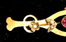 Load image into Gallery viewer, Brooch, antique gold bar, Edwardian, with amethyst & seed pearls