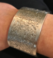 Load image into Gallery viewer, Bracelet, hand engraved sterling, antique, Art Nouveau
