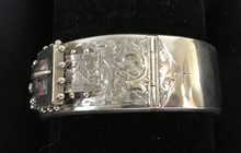 Load image into Gallery viewer, Bracelet, buckle, hand engraved, unmarked sterling, beaded edge
