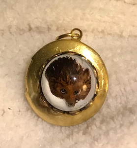 Locket, reverse painted crystal fox, mid 20th c