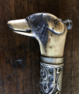 Beagling Whip, Antique-Victorian era, hound’s head, plaited shaft & decorative collar