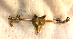 Stock pin, diamond eyed fox, 14 kt, mounted on hunting crop, large & detailed