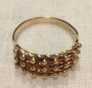 Ring, 9 kt gold "keeper" ring