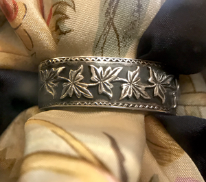 Scarf ring, 19th c, sterling, intricate ivy design