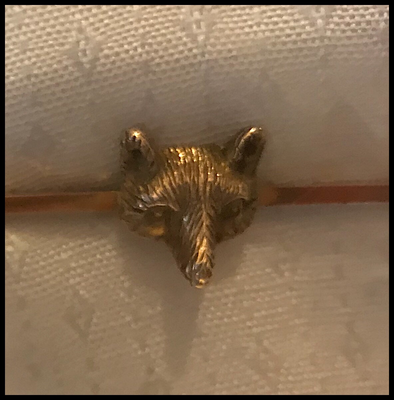Stock pin, antique, fox mask, 9 kt gold
