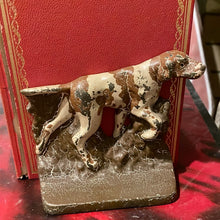Load image into Gallery viewer, Hunting Dog Bronze Bookends, Painted
